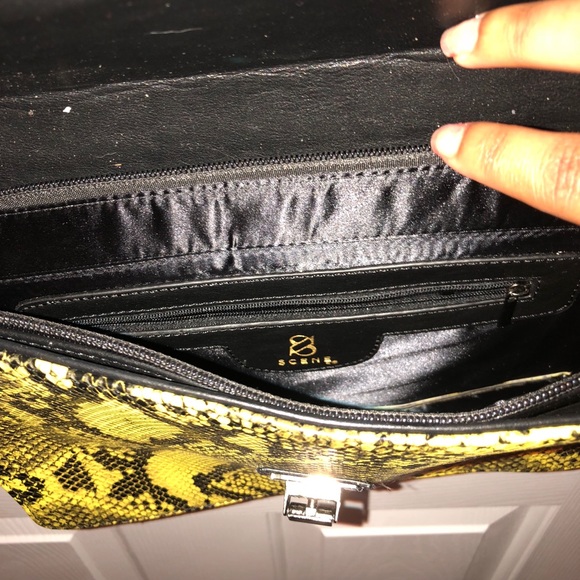 Crossbody purse - Picture 3 of 3